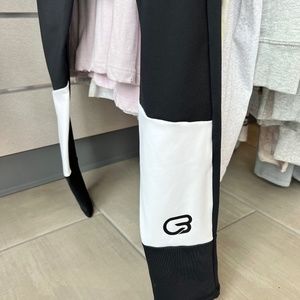 Black and White - Strut This - CycleBar Leggings